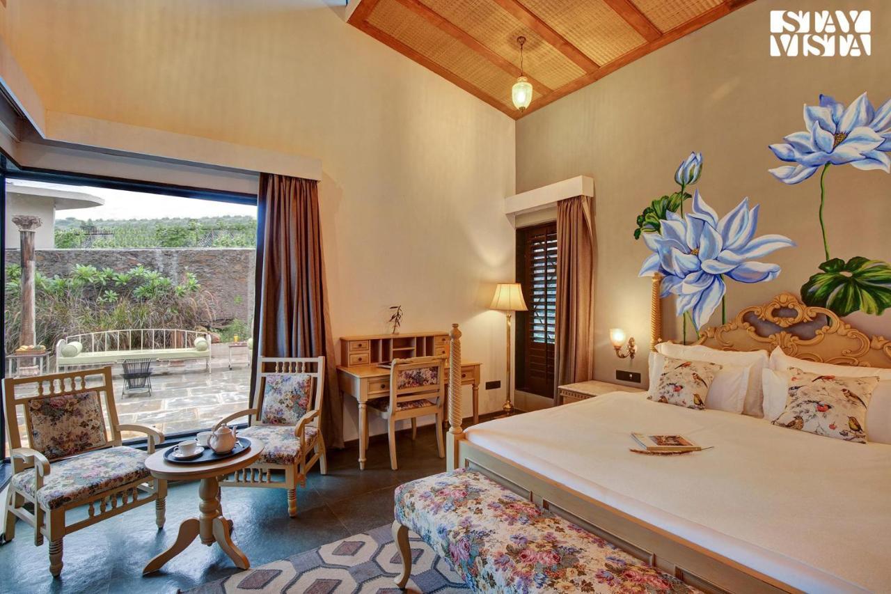 Stayvista'S The Earthen Boutique - City Escape With Spacious Pool, Terrace, Lawn & Indoor-Outdoor Games Udaipur Exterior photo